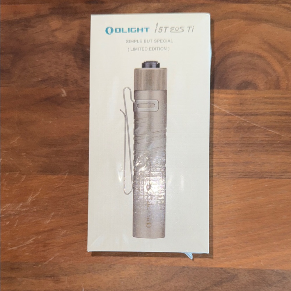 i5T EOS Ti Flashlight - Limited Edition Silver